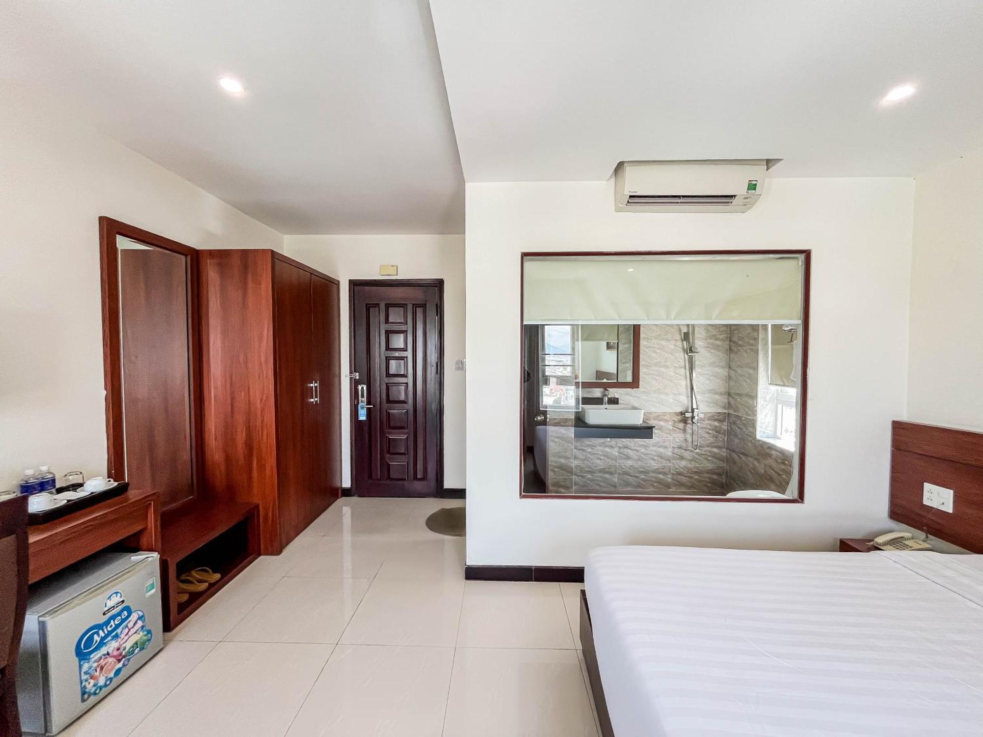 Quoc Cuong Hotel & Apartment Danang By Haviland Exteriör bild